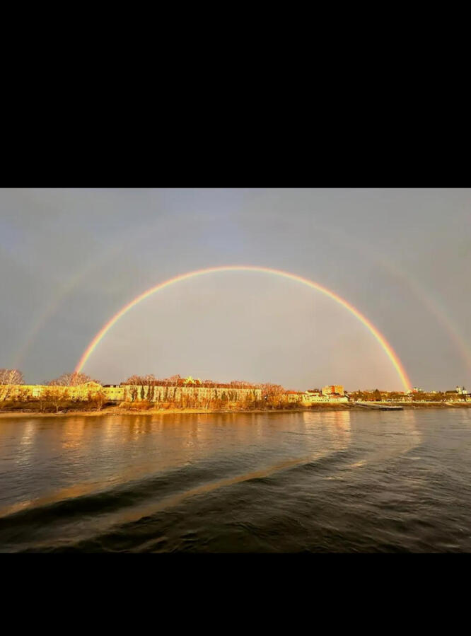 Double Rainbow - Hungary